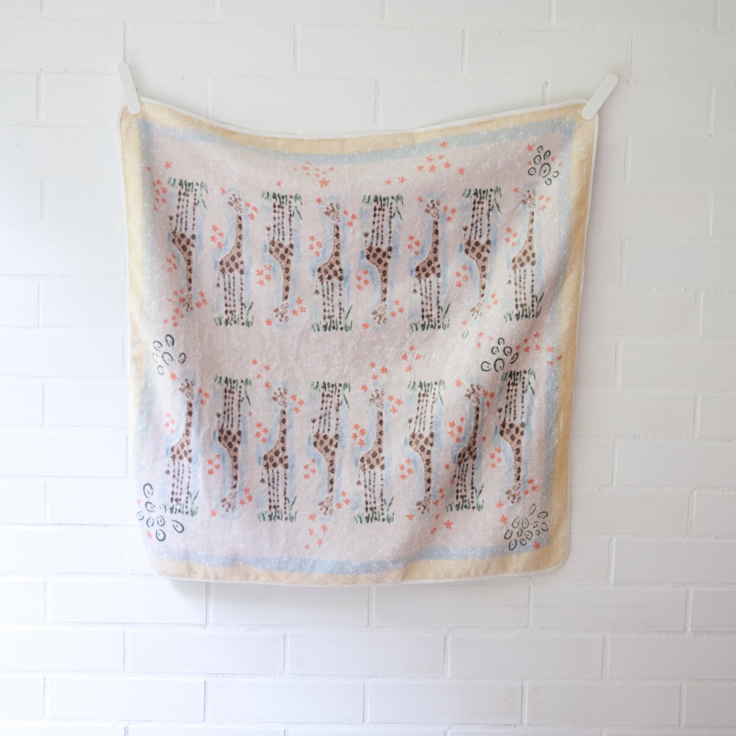 Toalla con Capucha Cuadros Jirafas 1
