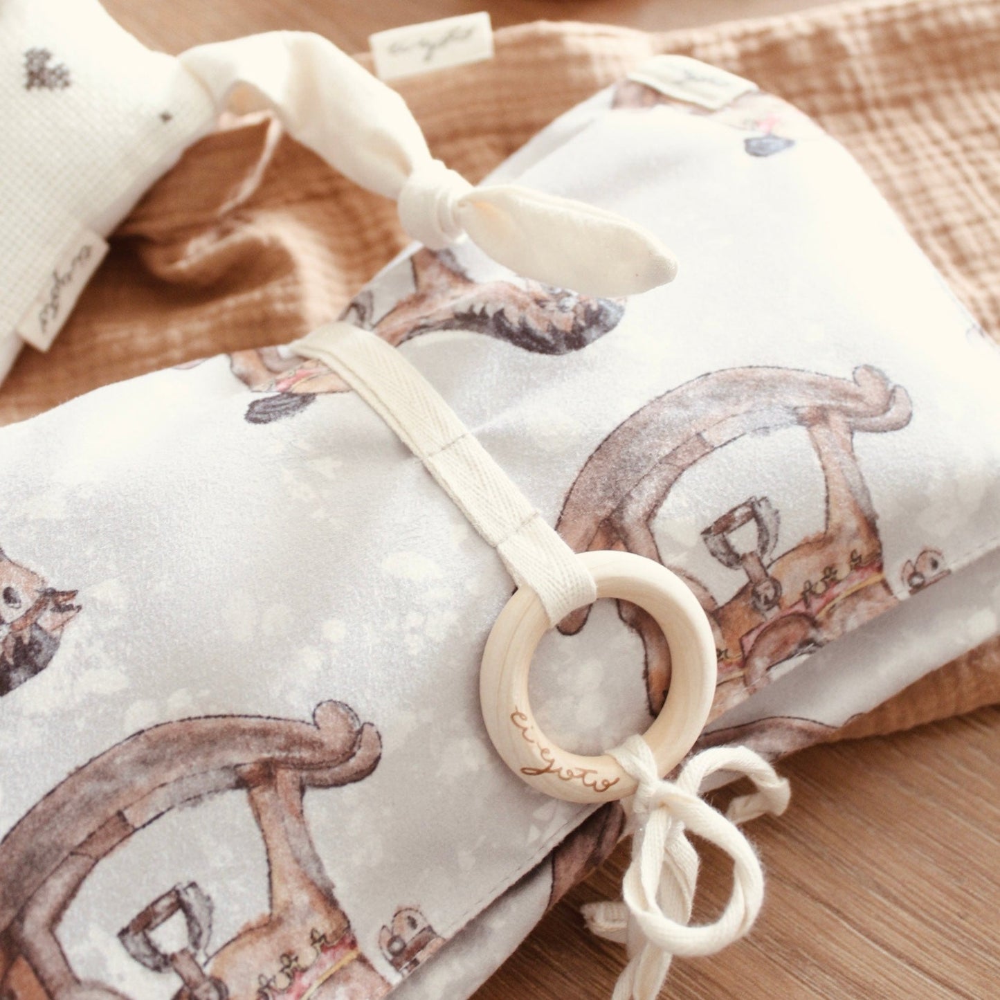 Minipañalera Microfibra para bebé Caballitos de Madera 5