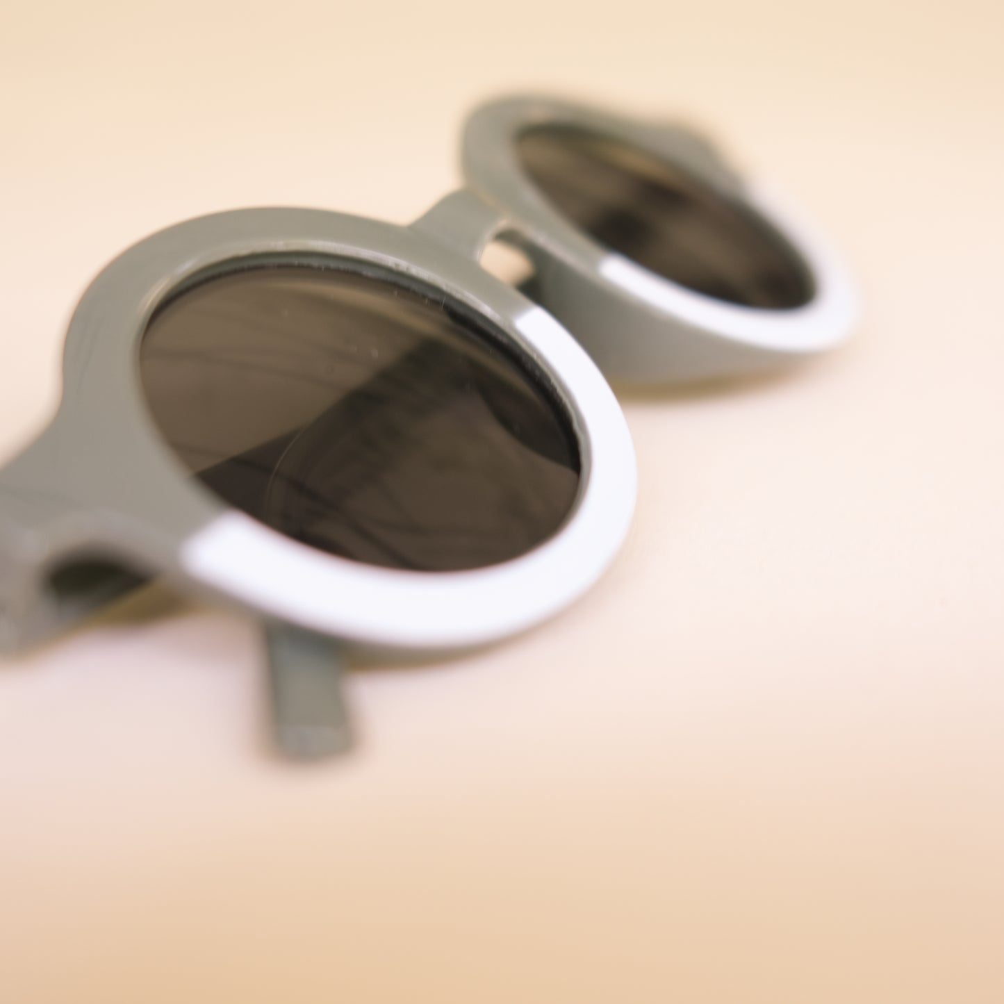 Gafas de diversión en el sol
