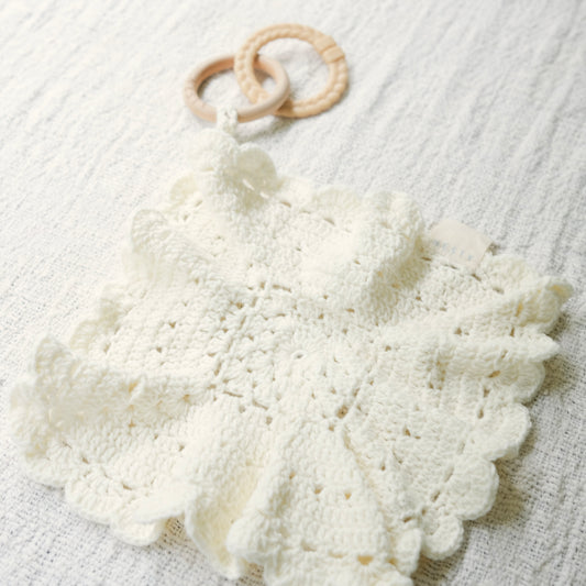 NESTY Manta de apego Crochet con aro portachupo bebé