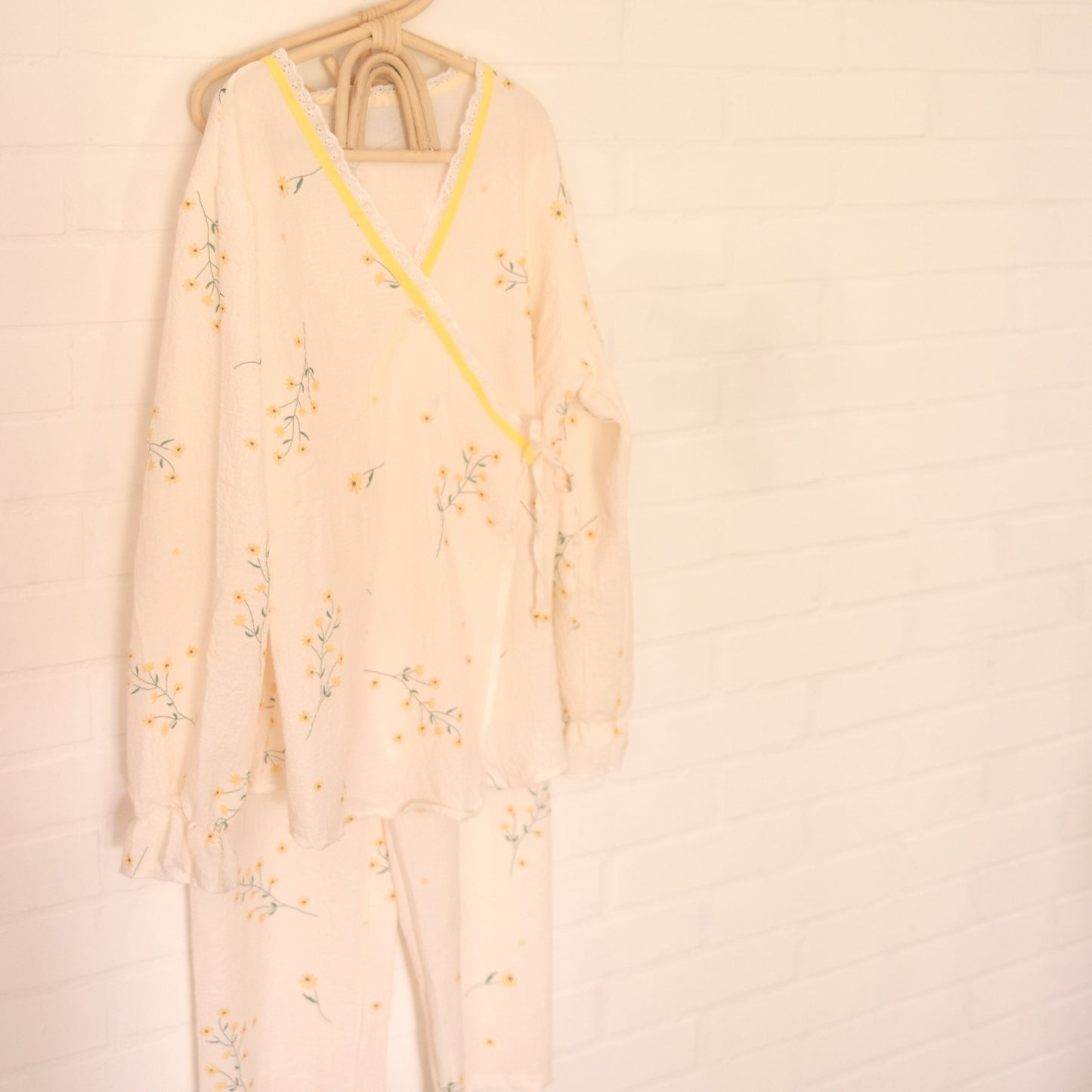 Pijama de Lactancia Flores Amarillo 1