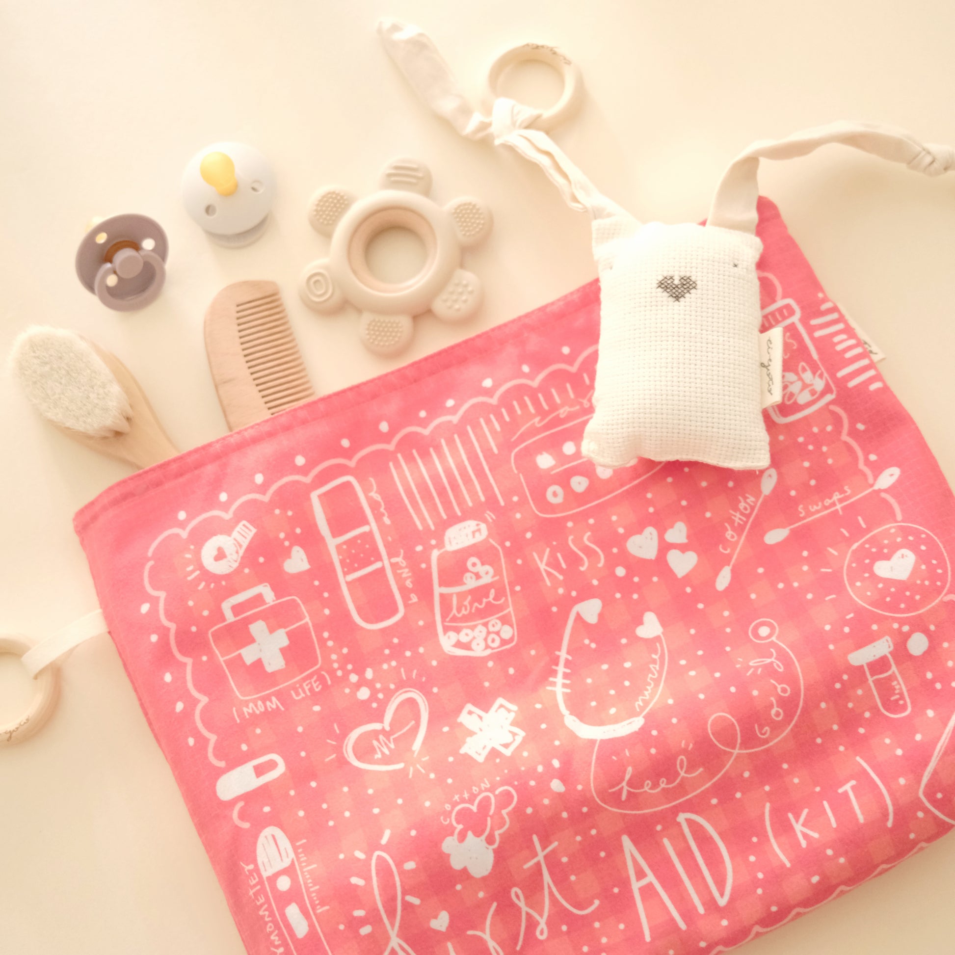 FIRST AID bag 4
