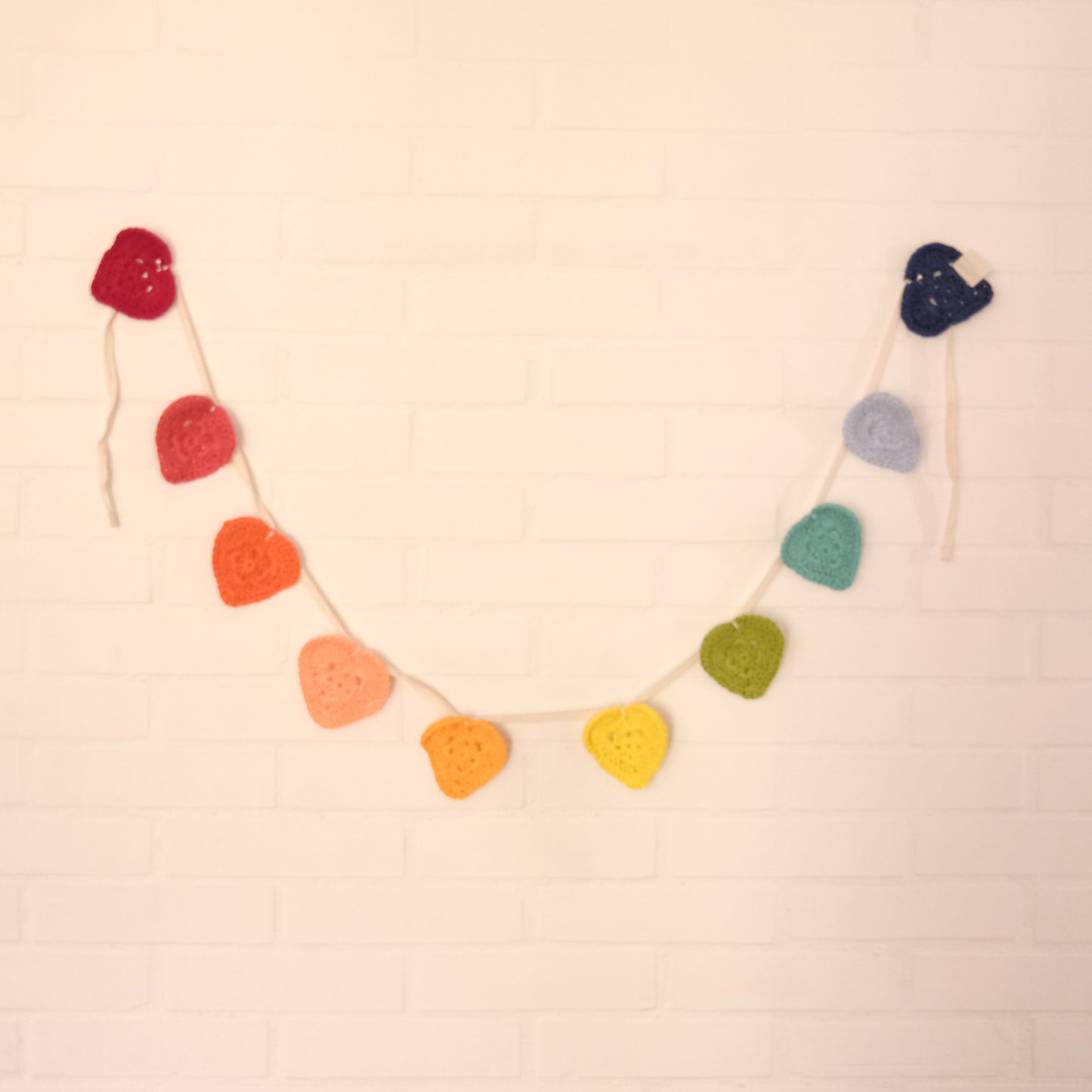 NESTY Guirnalda Corazones Crochet para decorar el cuarto de tu bebé 6