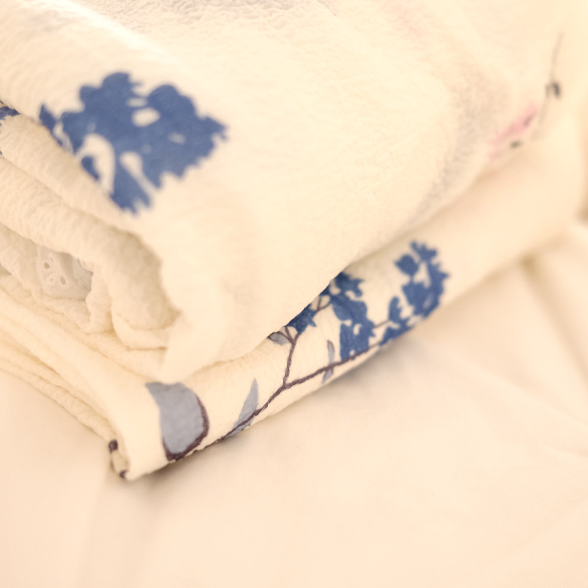 Pijama de Lactancia Flores Celeste 7